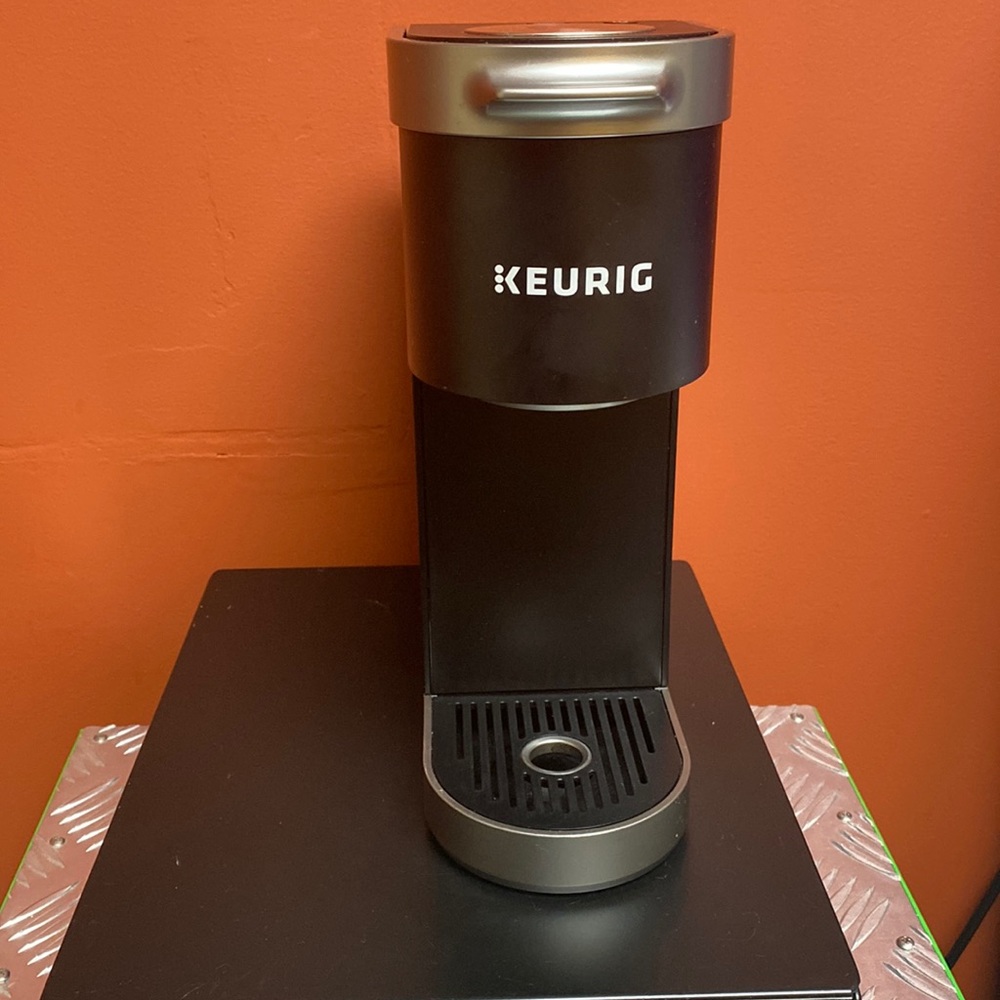 Keurig k- mini coffee maker for apartments or offices